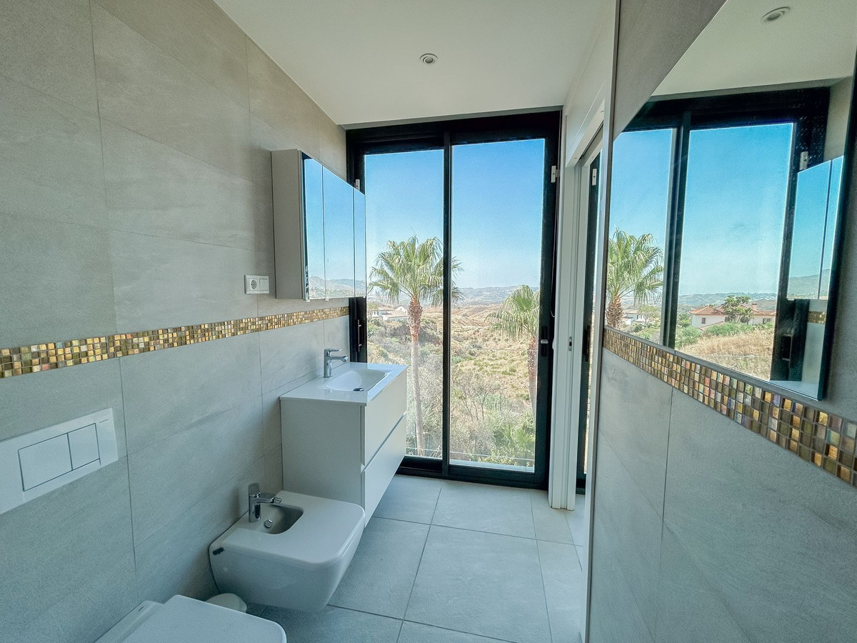 a46d2a5a256c241349fce8fe808cbff3 - 14