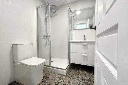 a804bf7e51d3024b537305132944eabf - 15