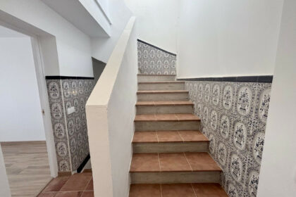 a804bf7e51d3024b537305132944eabf - 18