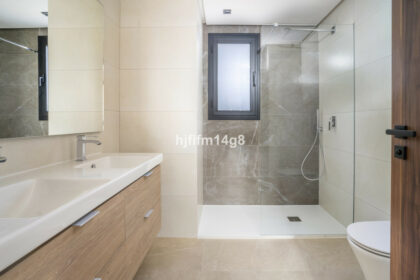 abb1999f14320ab13d9417d70af69812 - 14