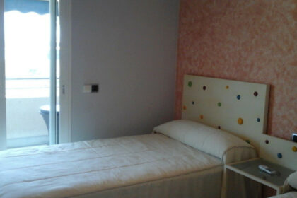 aeca9b66640e6ed1882433f52bc8ea88 - 16