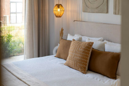 b162e0dc7848ab6cfbe9c6546c8c973a - 23