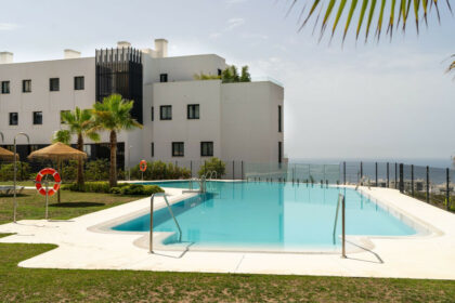 b162e0dc7848ab6cfbe9c6546c8c973a - 31