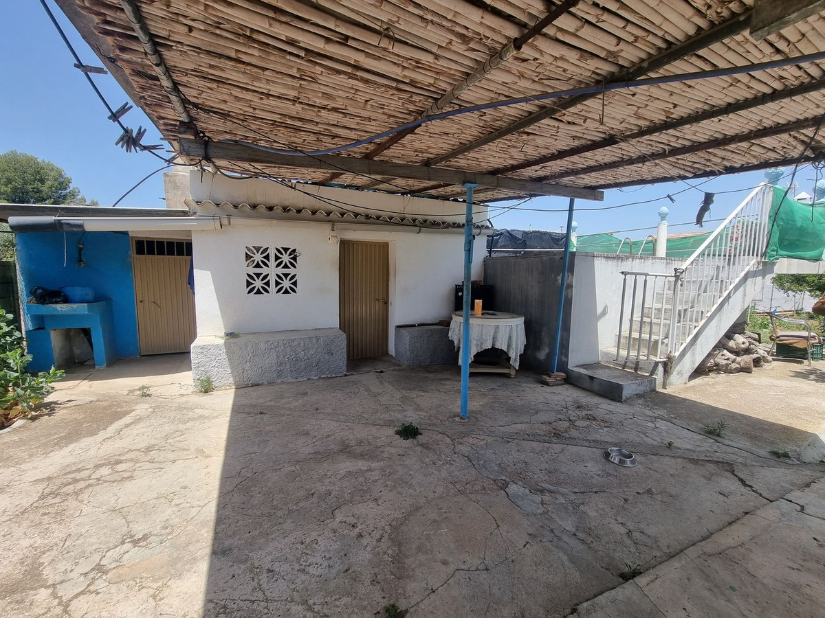 b3bb9b438f14550072d01df4c67ee5c9 - 18