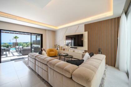 b53600ce2e959febf4d76a3fcddd472c - 2