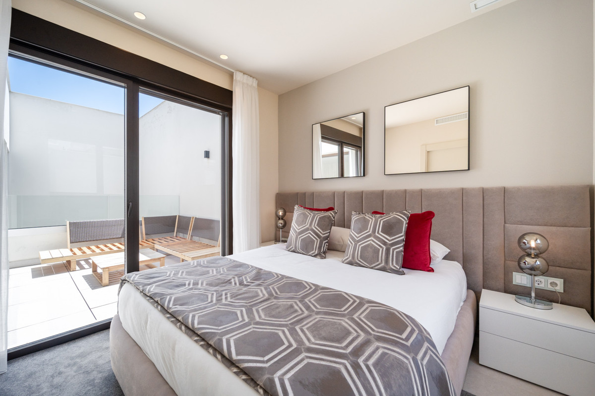 b53600ce2e959febf4d76a3fcddd472c - 22