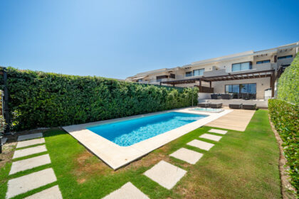 b53600ce2e959febf4d76a3fcddd472c - 33