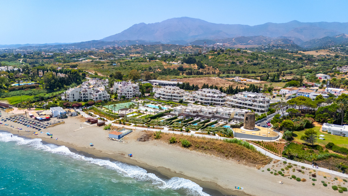 b53600ce2e959febf4d76a3fcddd472c - 37