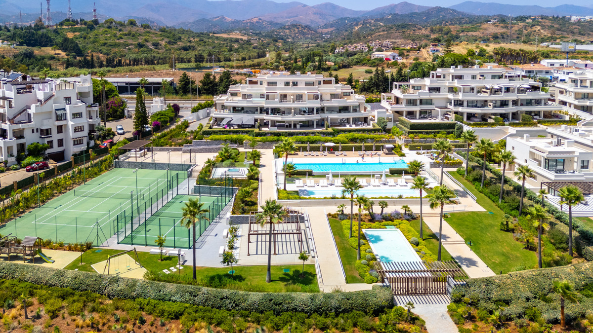 b53600ce2e959febf4d76a3fcddd472c - 38