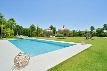 b7511ffc707fc6631026e5c1f7f999b4 - 84