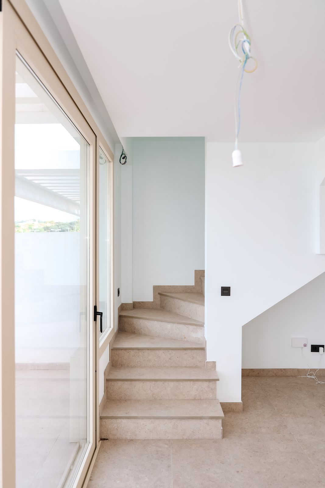 b80433f66b611405fd8286a0be86a1a1 - 10