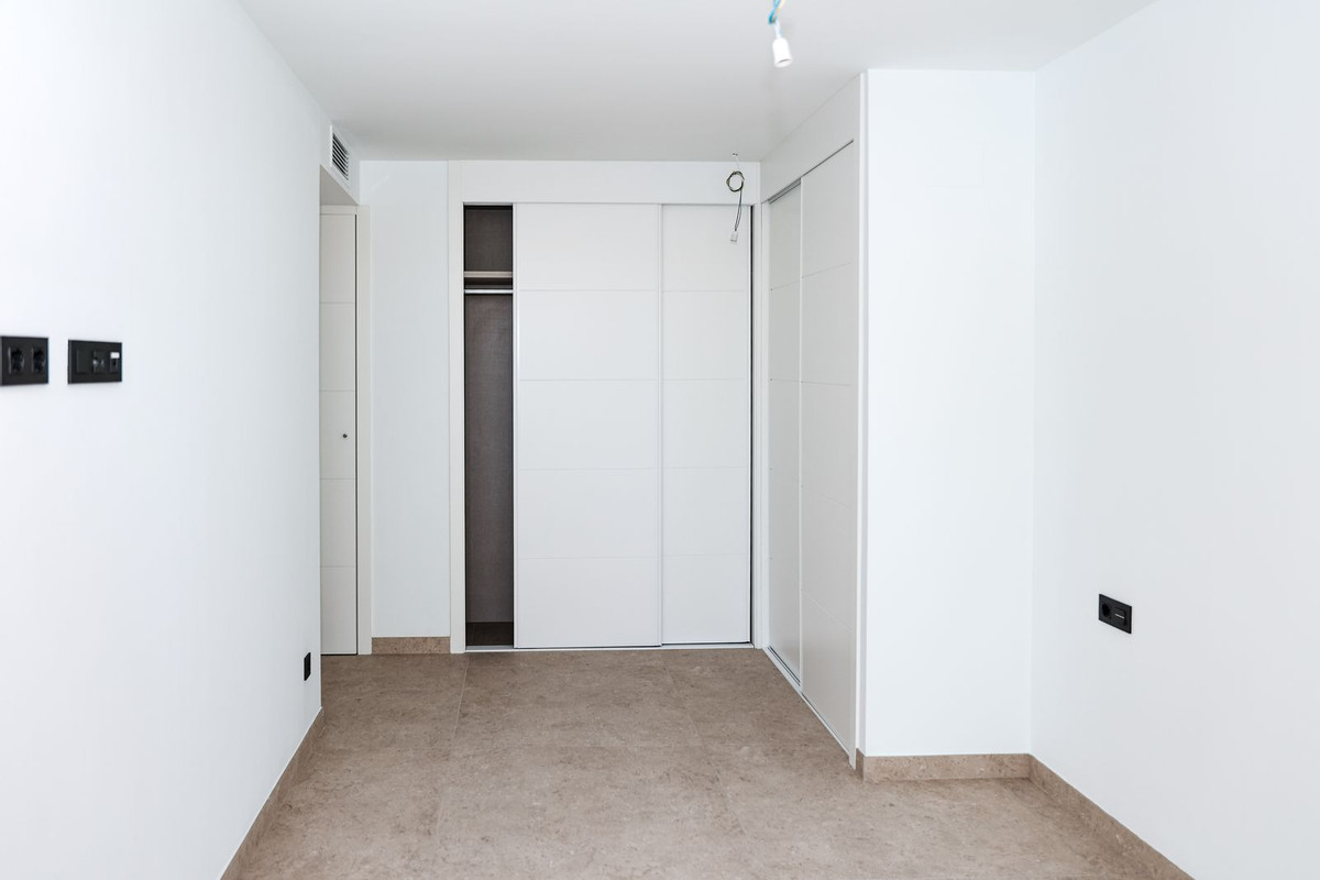 b80433f66b611405fd8286a0be86a1a1 - 17