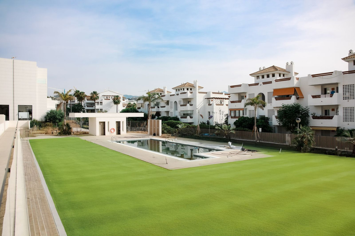 b80433f66b611405fd8286a0be86a1a1 - 7