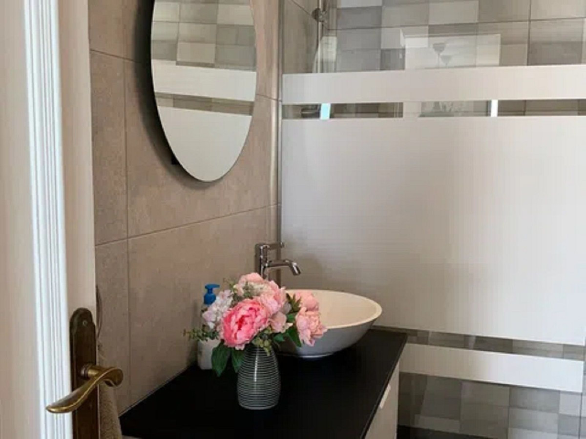 baa68e2213bad3cdcedf960c3936863b - 8