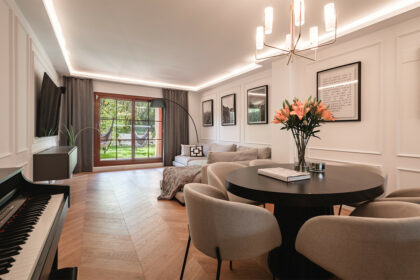 bc29f79d12f2d87630138103ee9e9249 - 1