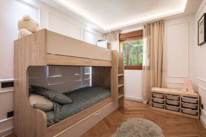 bc29f79d12f2d87630138103ee9e9249 - 18