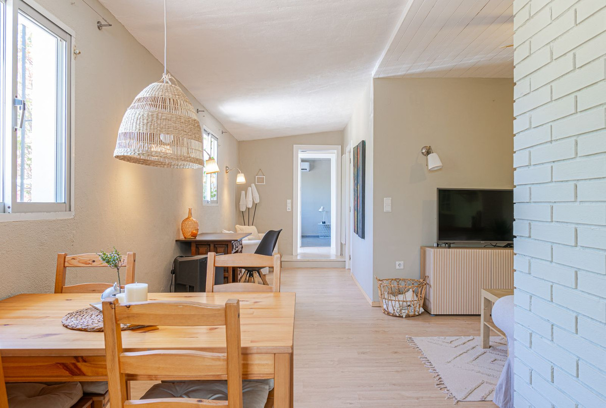 bdab3b83bf9fe14a07a8ce7aeda6d2b4 - 17