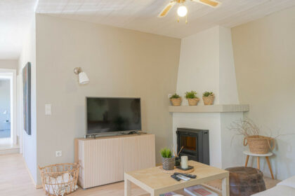 bdab3b83bf9fe14a07a8ce7aeda6d2b4 - 19