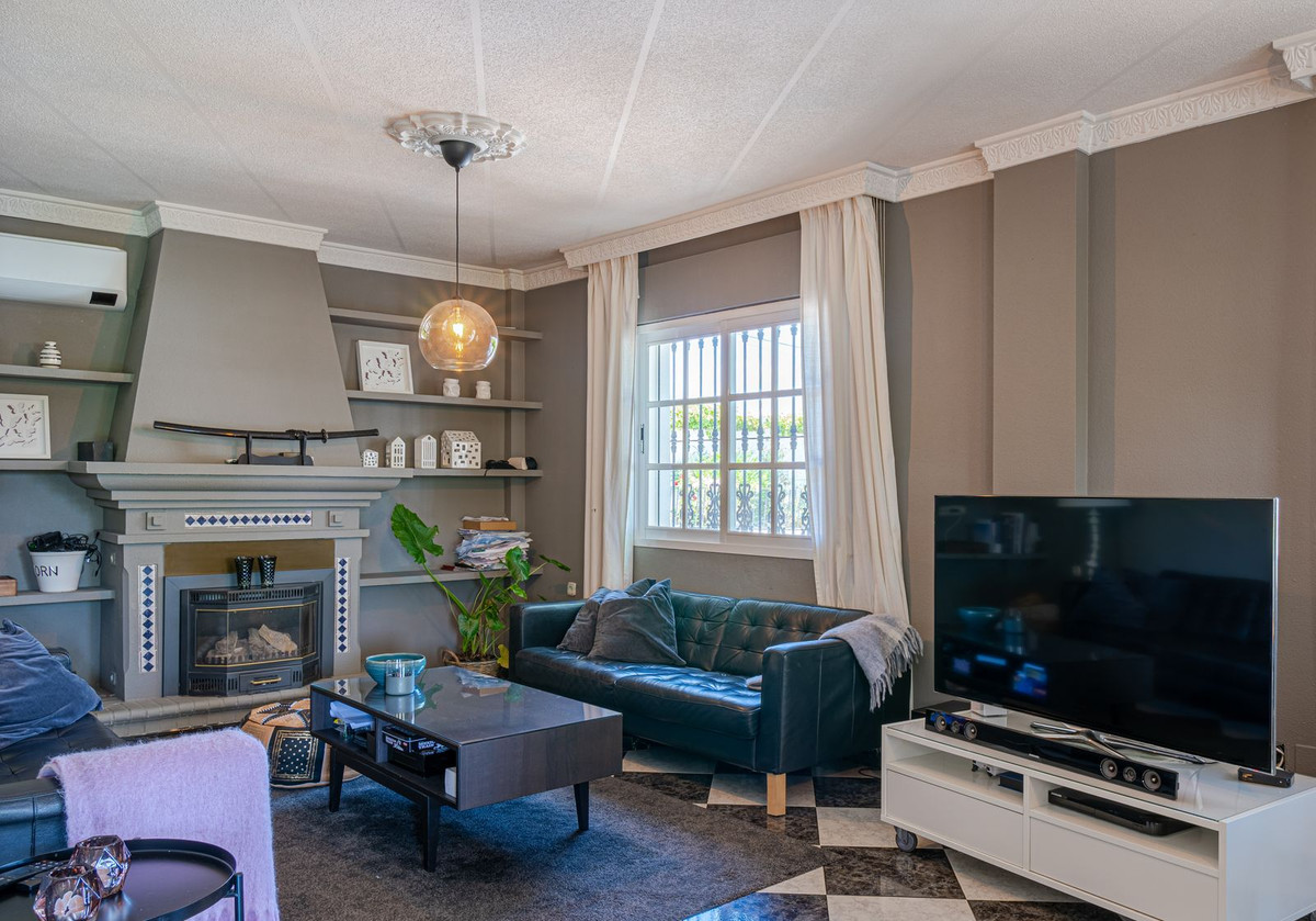 bdab3b83bf9fe14a07a8ce7aeda6d2b4 - 2