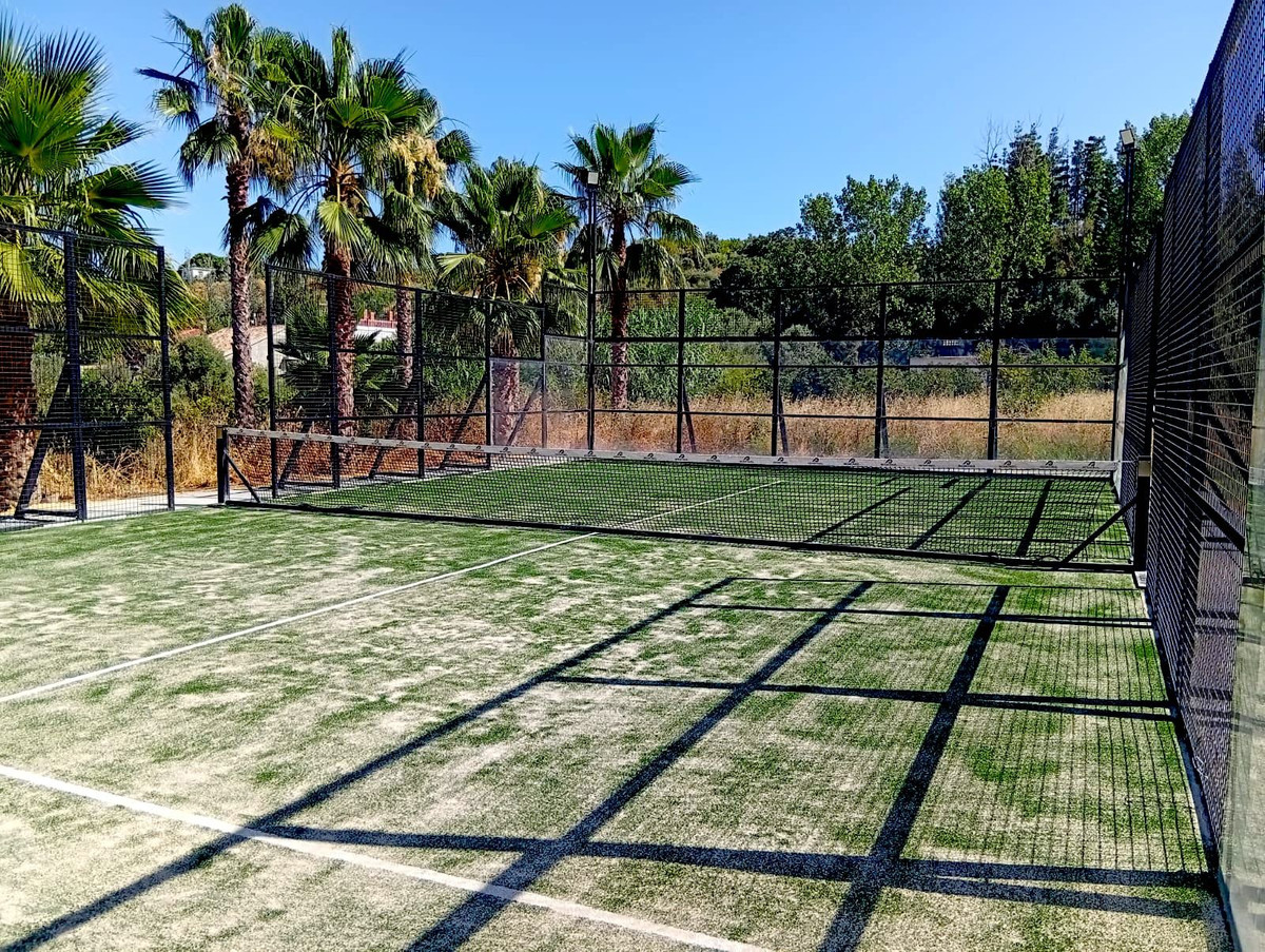 bdab3b83bf9fe14a07a8ce7aeda6d2b4 - 29