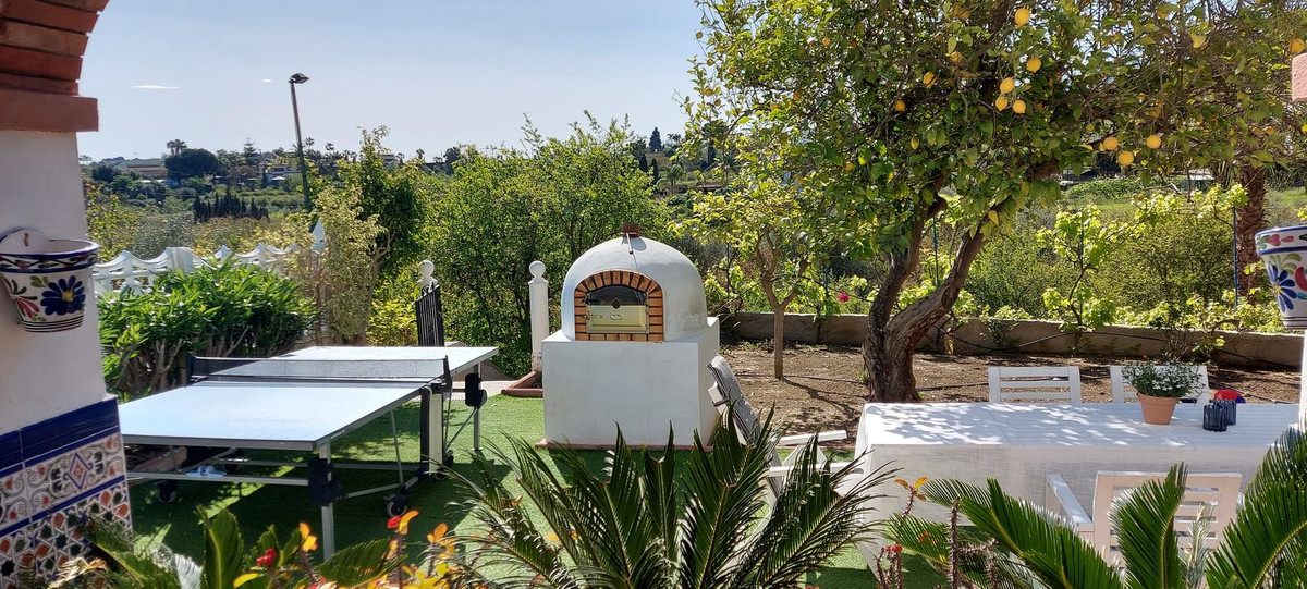 bdab3b83bf9fe14a07a8ce7aeda6d2b4 - 31