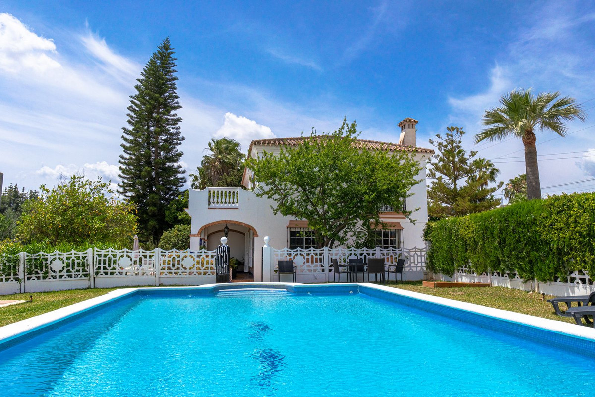 bdab3b83bf9fe14a07a8ce7aeda6d2b4 - 33