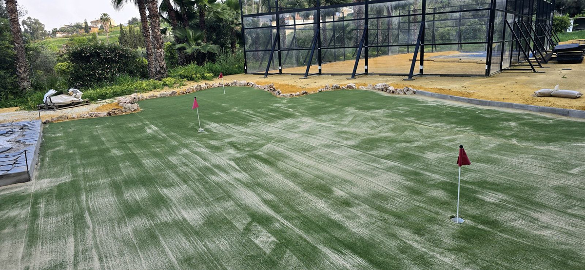 bdab3b83bf9fe14a07a8ce7aeda6d2b4 - 38