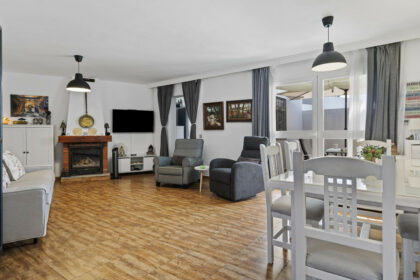 c2eeb85fcda31576bfca26611a770701 - 19