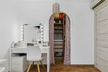 c2eeb85fcda31576bfca26611a770701 - 20