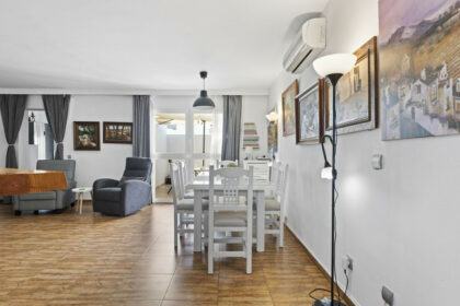 c2eeb85fcda31576bfca26611a770701 - 26