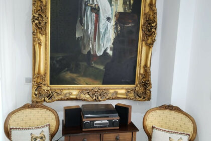 c6fa428ebf4314596cd6a77accf3fa2b - 1