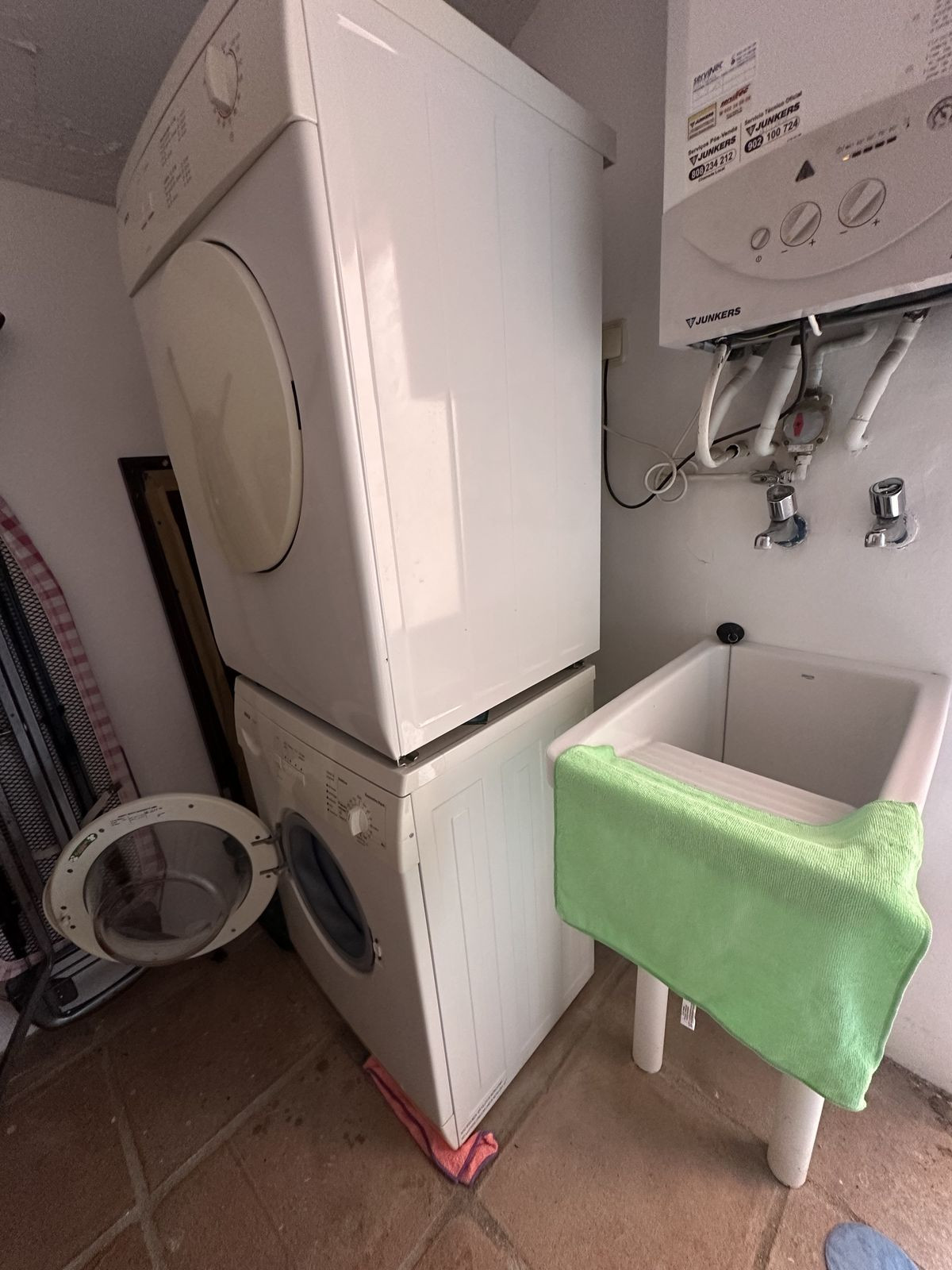 ce324a232877b2e9ac75eef67738325b - 26