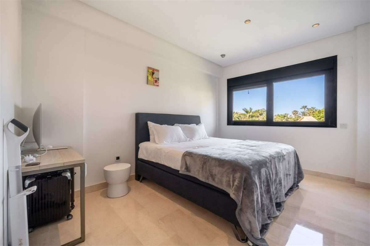 cf2c683934ae74e92c7497e5630415cd - 10