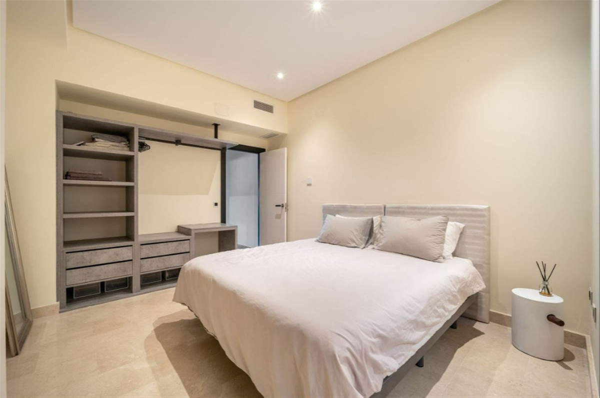 cf2c683934ae74e92c7497e5630415cd - 14