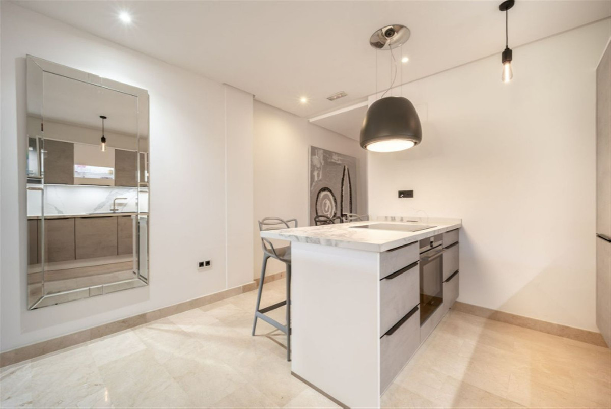 cf2c683934ae74e92c7497e5630415cd - 15