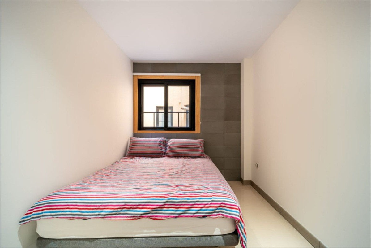 cf2c683934ae74e92c7497e5630415cd - 17