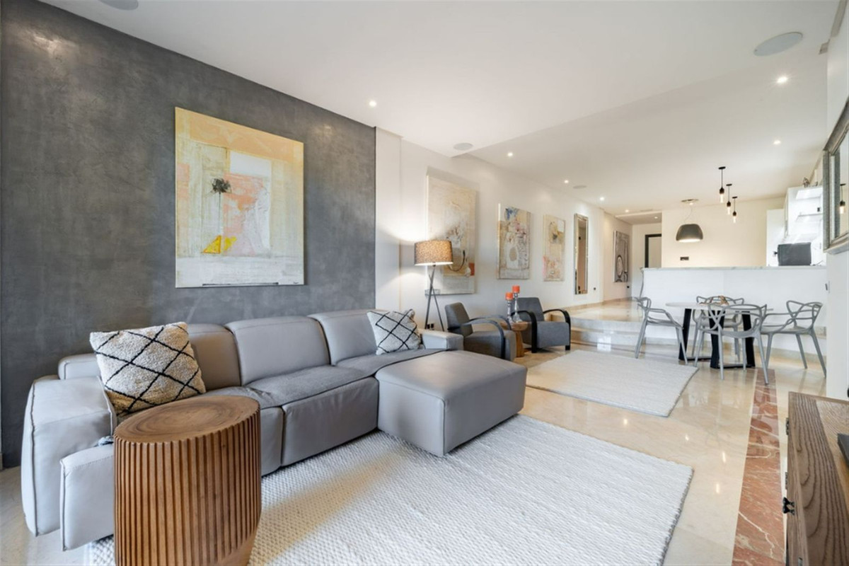 cf2c683934ae74e92c7497e5630415cd - 3