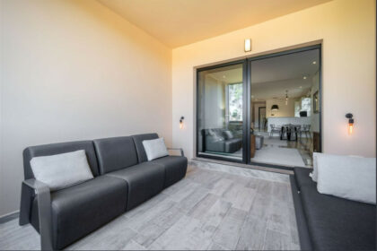 cf2c683934ae74e92c7497e5630415cd - 5