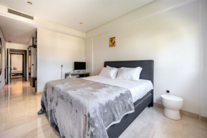 cf2c683934ae74e92c7497e5630415cd - 9