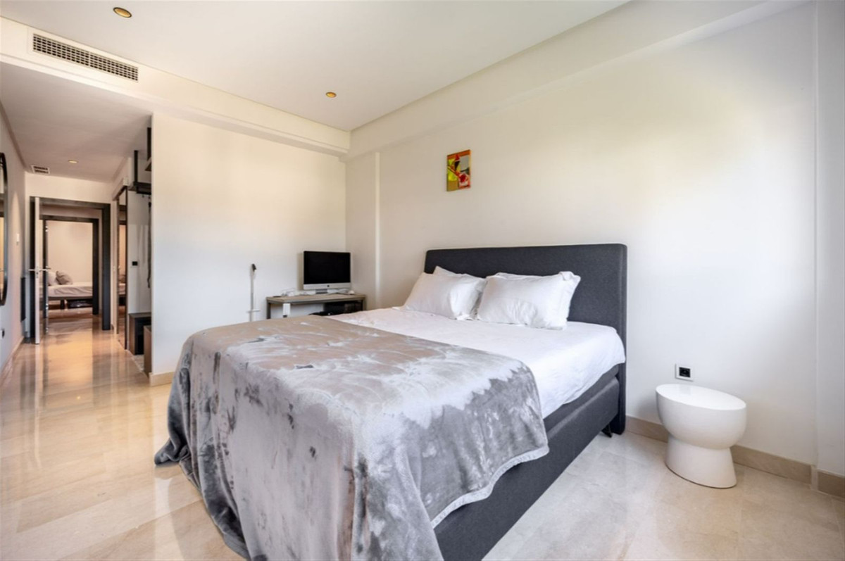 cf2c683934ae74e92c7497e5630415cd - 9