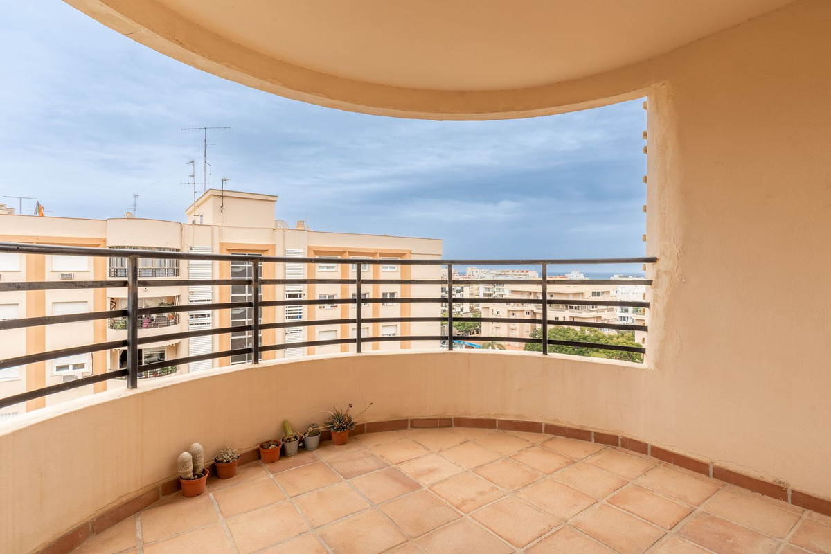 d0e300d03912fe05a9e2f46924016537 - 1