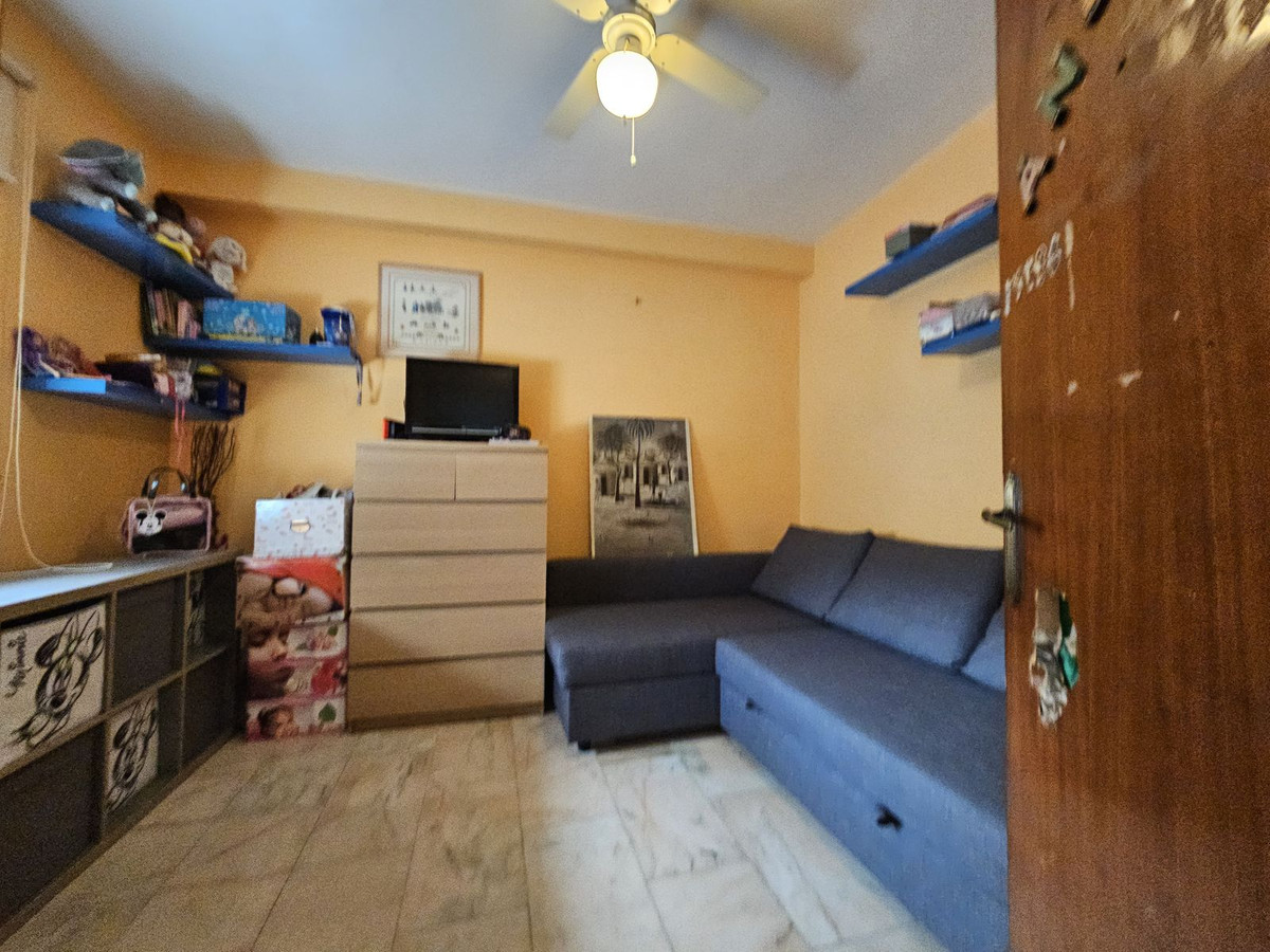 d4a087448f03d092c517ad0282d7eb15 - 9