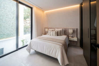 d6930749597ddd8ef9118241e0786fb3 - 24