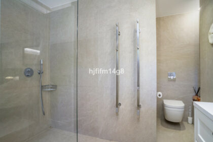 d8859ab5a34a001eddf33eabfac68085 - 12