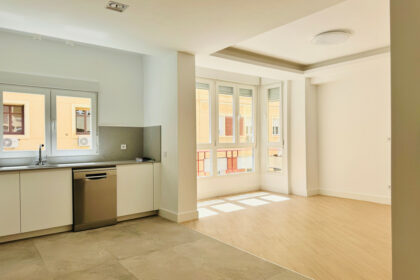 d9f0bb3dec6c81626293f06935eeb35d - 1