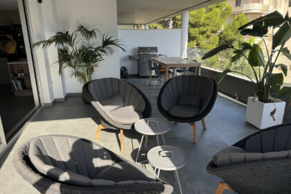 dad2252f816e4033aa428a1875ae8882 - 13