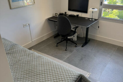 dad2252f816e4033aa428a1875ae8882 - 16