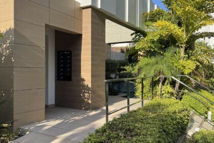 dad2252f816e4033aa428a1875ae8882 - 29