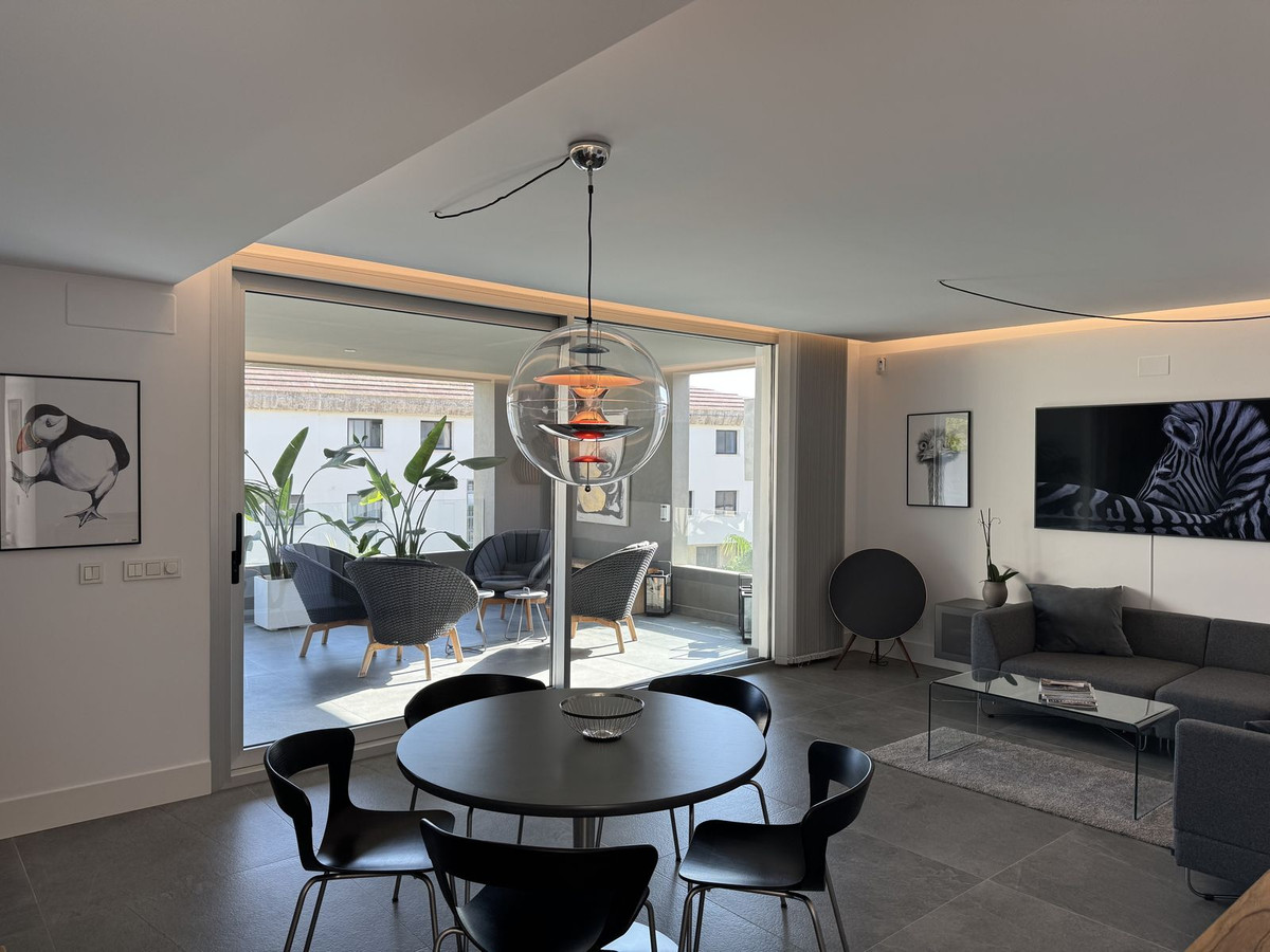 dad2252f816e4033aa428a1875ae8882 - 5