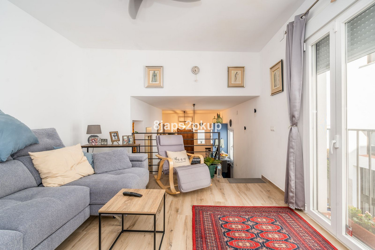 dc82962c415718850bd601f777d5491e - 10